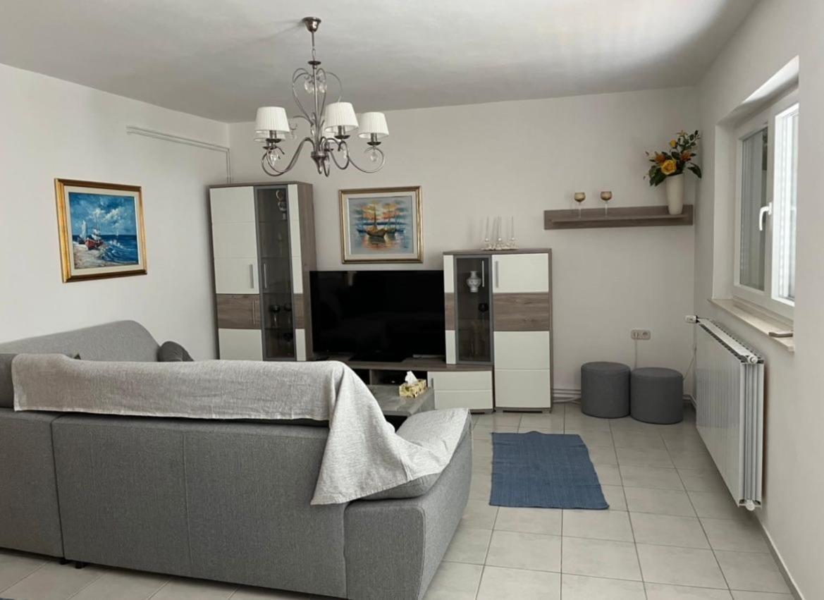 Apartments Lili Senj  Bagian luar foto