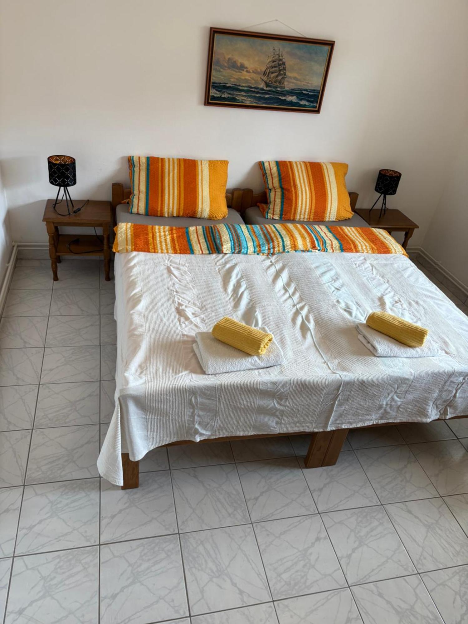 Apartments Lili Senj  Bagian luar foto
